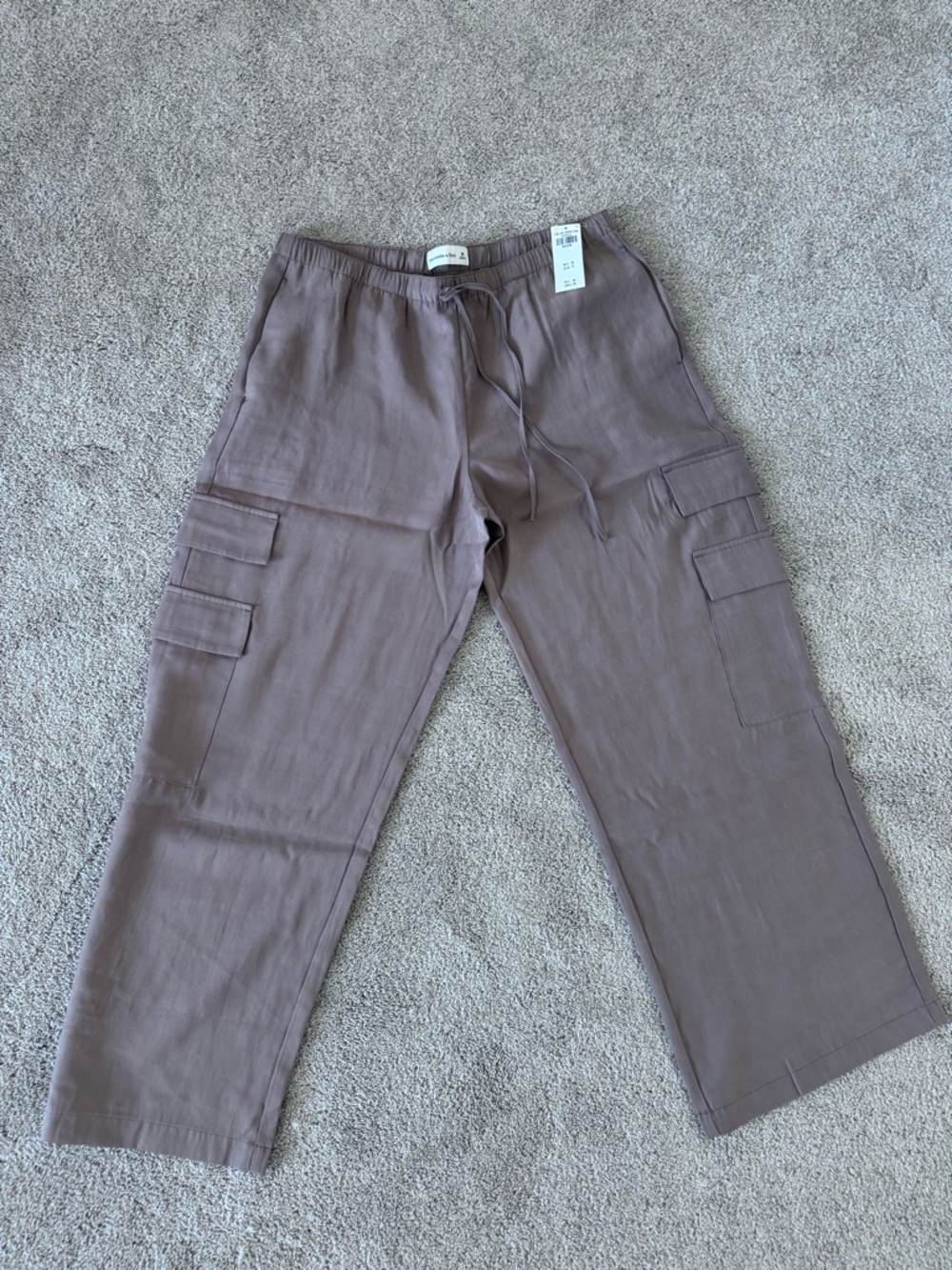 Abercrombie & Fitch Women’s Taupe Cargo Drawstring Pants